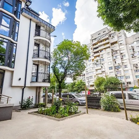 The 4 Seasons House - Free Parking Apartman Szófia