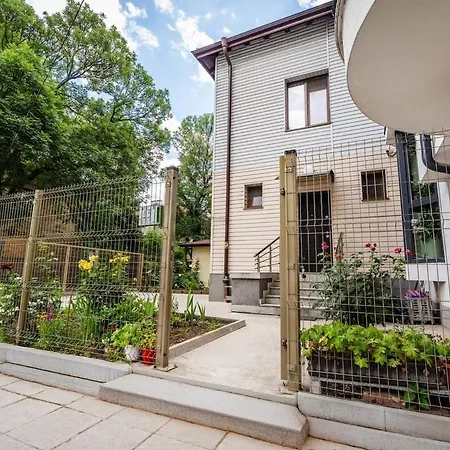 Apartmán The 4 Seasons House - Free Parking