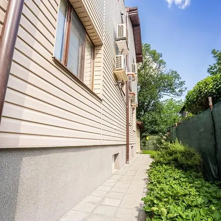 The 4 Seasons House - Free Parking * Szófia