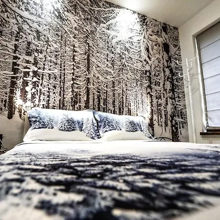 Apartmán The 4 Seasons House - Free Parking *